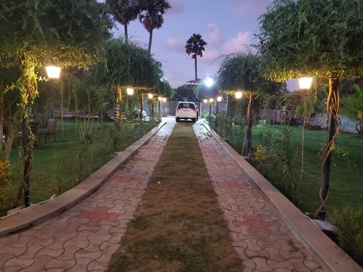 Seagull'S Nest Beach House - Unit Of Prohotel Chennai Esterno foto