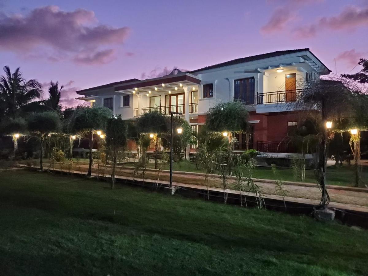 Seagull'S Nest Beach House - Unit Of Prohotel Chennai Esterno foto